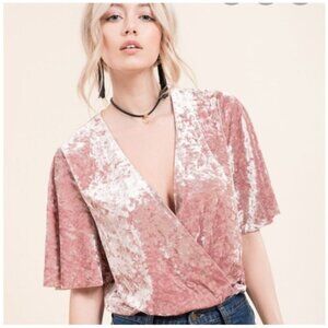 NWT Anthropologie Moon River Bodysuit Crushed Velvet Medium Mauve  Wrap Festival